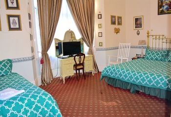 Toorak Manor - Tourism Cairns 21