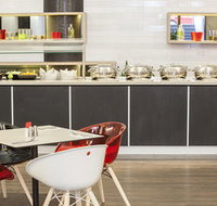 ibis Melbourne Hotel and Apartments - Tourism Cairns