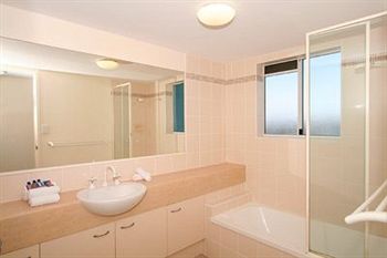 Atlantis Marcoola - Tourism Cairns 0