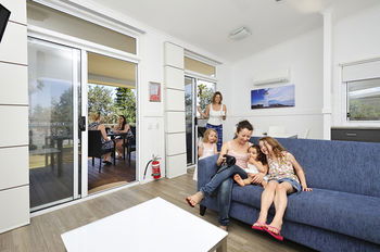Sydney Lakeside Holiday Park - Tourism Cairns 10