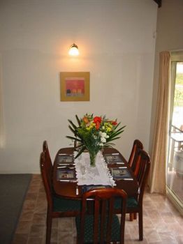 Madigan Wine Country Cottages - Tourism Cairns 14