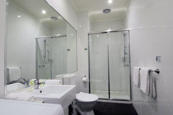 Buckingham International Serviced Apartments - Tourism Cairns 9