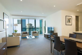 Melbourne Short Stay Apartment At SouthbankOne - Tourism Cairns 14