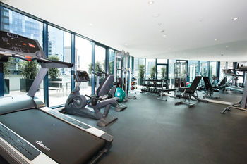 Melbourne Short Stay Apartment At SouthbankOne - Tourism Cairns 17