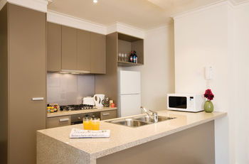 Melbourne Short Stay Apartment At SouthbankOne - Tourism Cairns 18