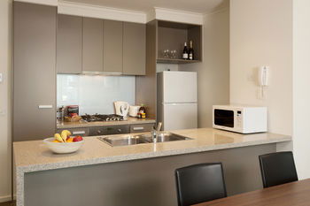 Melbourne Short Stay Apartment At SouthbankOne - Tourism Cairns 20