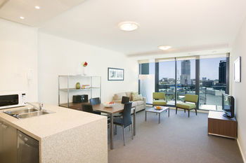 Melbourne Short Stay Apartment At SouthbankOne - Tourism Cairns 21
