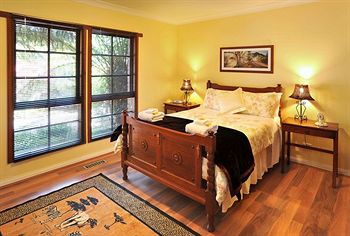 Holly Lodge - Tourism Cairns 16
