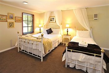 Holly Lodge - Tourism Cairns 23