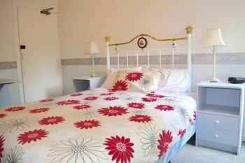 Georgian Court Bed & Breakfast - Tourism Cairns 12
