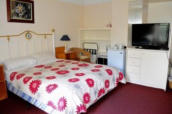 Georgian Court Bed & Breakfast - Tourism Cairns 37