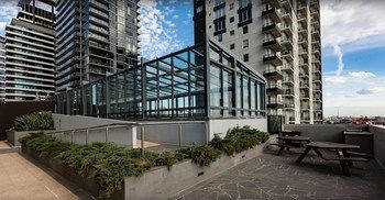 Melbourne Short Stay Apartments On Whiteman - Tourism Cairns 25