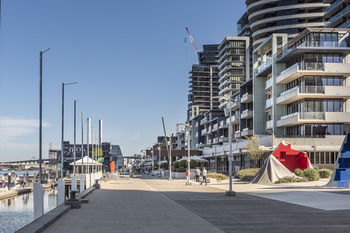 AKOM Docklands - Tourism Cairns 55