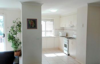 Glen Inn - Tourism Cairns 1