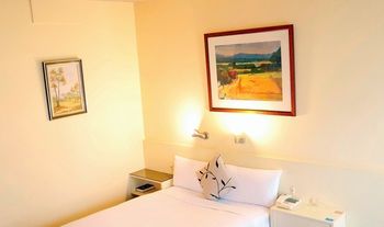 Glen Inn - Tourism Cairns 17