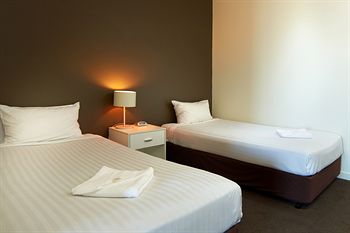 City Edge Serviced Apartments East Melbourne - Tourism Cairns 5