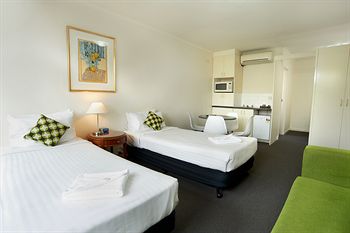City Edge Serviced Apartments East Melbourne - Tourism Cairns 27