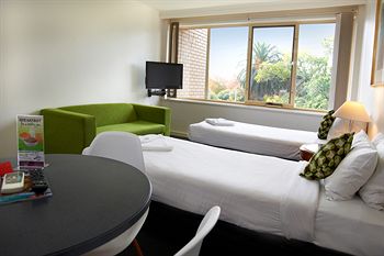 City Edge Serviced Apartments East Melbourne - Tourism Cairns 29