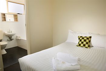 City Edge Serviced Apartments East Melbourne - Tourism Cairns 36