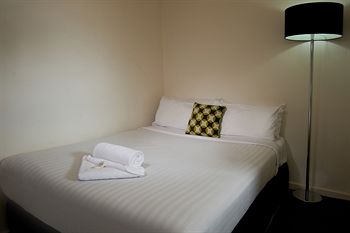 City Edge Serviced Apartments East Melbourne - Tourism Cairns 38
