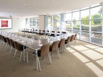 Ibis Melbourne Glen Waverley - Tourism Cairns 16