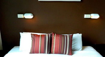 Urban Central Accommodation - Hostel - Tourism Cairns 8