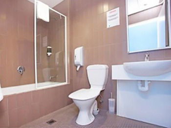 Urban Central Accommodation - Hostel - Tourism Cairns 19
