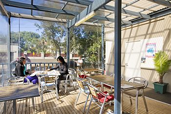 Cambridge Lodge - Hostel/Backpacker - Tourism Cairns 8