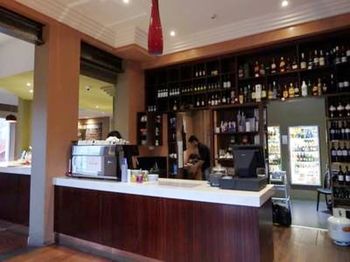 Naughtons Parkville Hotel - Tourism Cairns 15