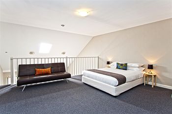 Ryals Serviced Apartments Camperdown - Tourism Cairns 3