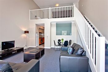 Ryals Serviced Apartments Camperdown - Tourism Cairns 4