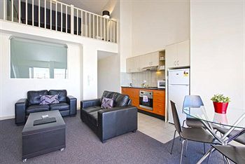 Ryals Serviced Apartments Camperdown - Tourism Cairns 7