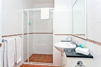 Ryals Serviced Apartments Camperdown - Tourism Cairns 15