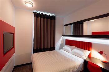Ibis Melbourne Swanston Street - Tourism Cairns 3