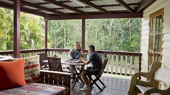 Glass House Mountains Ecolodge - Tourism Cairns 28