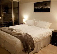 Melbourne Holiday Apartments at McCrae Docklands - Tourism Cairns