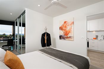 Apartments @ IKON Glen Waverley - Tourism Cairns 2