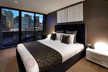 Gem Apartments - Tourism Cairns 8