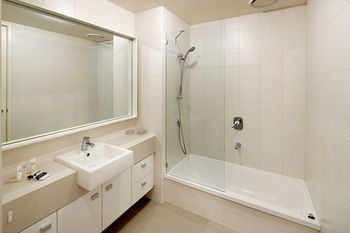 Gem Apartments - Tourism Cairns 10