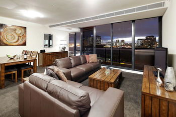 Gem Apartments - Tourism Cairns 13