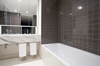 Gem Apartments - Tourism Cairns 28