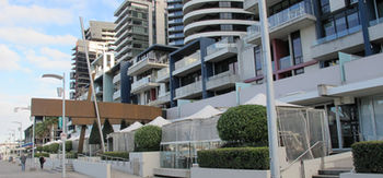 Apartments Melbourne Domain - Docklands - Tourism Cairns 5