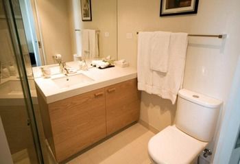 Apartments Melbourne Domain - Docklands - Tourism Cairns 12