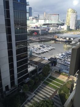 Apartments Melbourne Domain - Docklands - Tourism Cairns 26