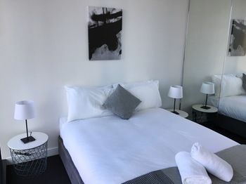 Apartments Melbourne Domain - Docklands - Tourism Cairns 60