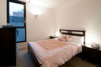 Inner Melbourne Serviced Apartments - Tourism Cairns 0