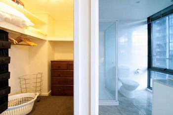 Inner Melbourne Serviced Apartments - Tourism Cairns 10