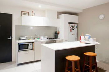 Inner Melbourne Serviced Apartments - Tourism Cairns 20