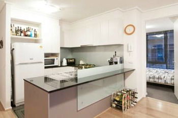 Inner Melbourne Serviced Apartments - Tourism Cairns 22