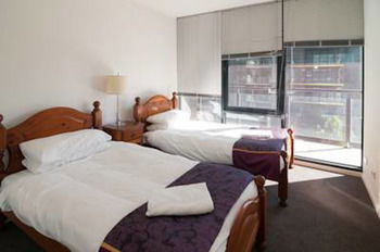 Inner Melbourne Serviced Apartments - Tourism Cairns 25